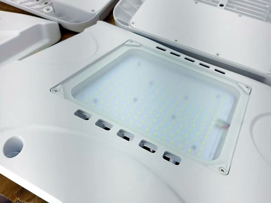 LED canopy and wall pack lights packed in cartons LED canopy and wall pack lights packed in cartons